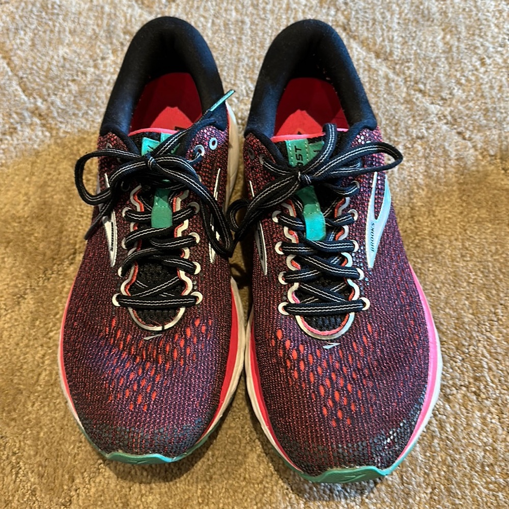 Brooks ghost 11 women’s shoes